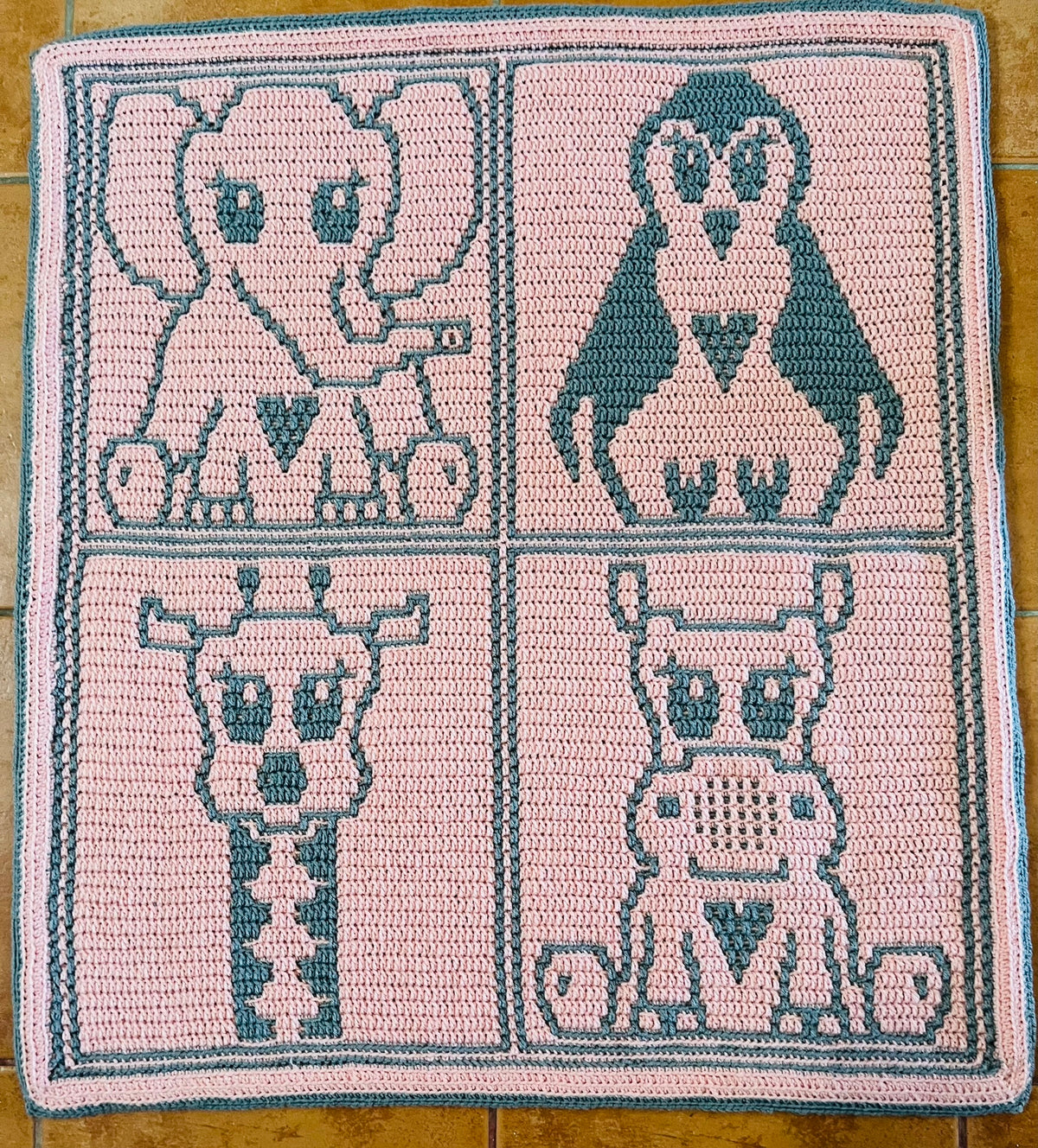 MOSAIC CROCHET PATTERN - CUTE ZOO - Pdf Digital download