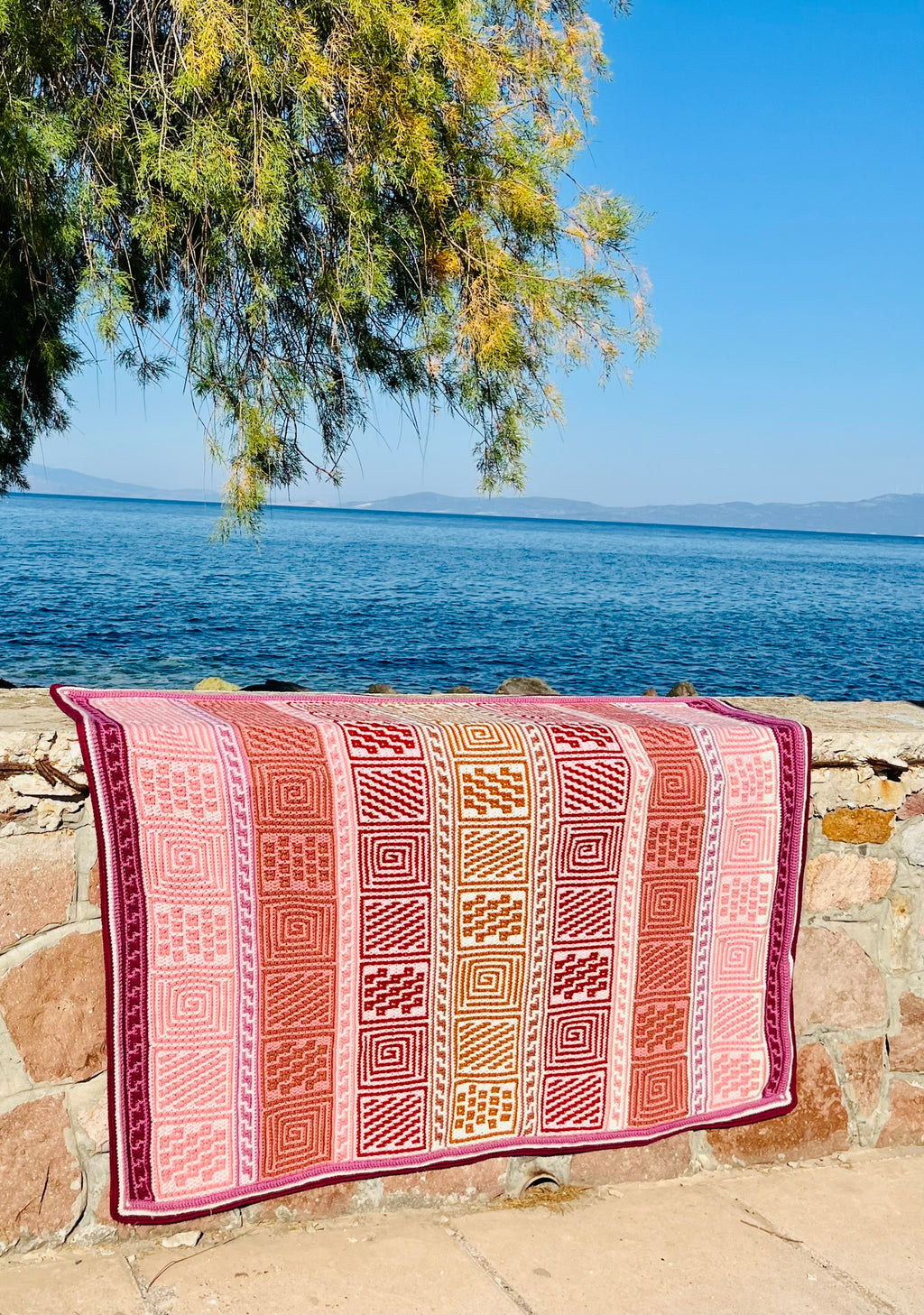 MOSAIC CROCHET PATTERN - MINERVA - Pdf Digital Download